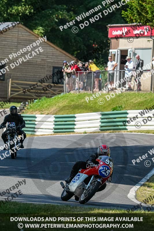 cadwell park;cadwell park photographs;cadwell trackday photographs;enduro digital images;event digital images;eventdigitalimages;peter wileman photography;racing digital images;trackday digital images;trackday photos